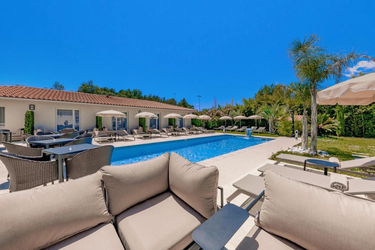 Hotel Villa Sophia - Adults Only July And August Mougins Bagian luar foto