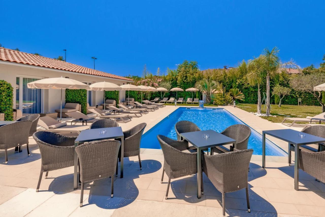 Hotel Villa Sophia - Adults Only July And August Mougins Bagian luar foto