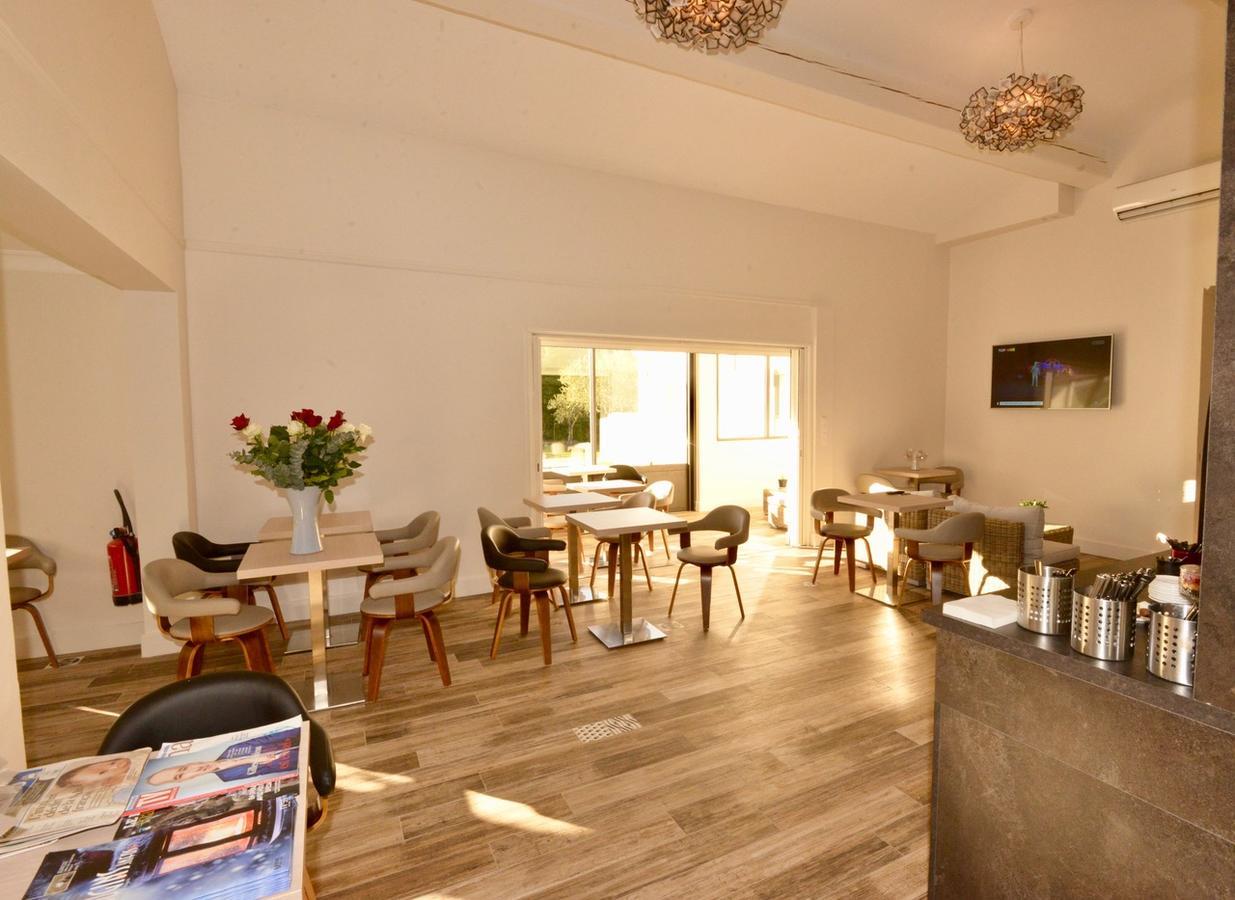 Hotel Villa Sophia - Adults Only July And August Mougins Bagian luar foto